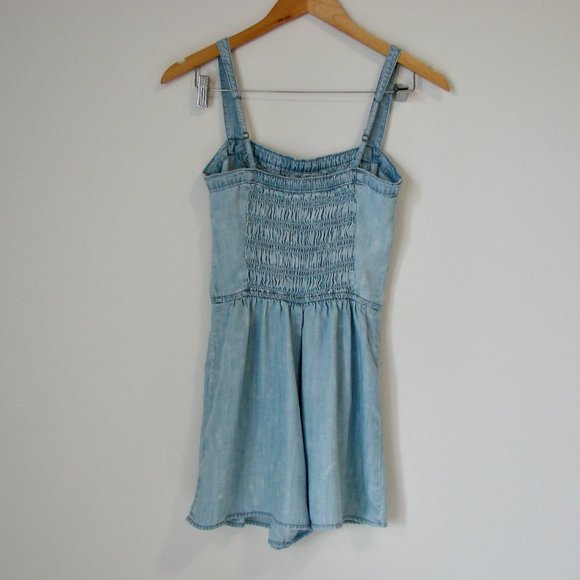 Ambercrombie & Fitch Shorts Romper Smock Top Ruched Blue Chambray Boho Small - Picture 8 of 14